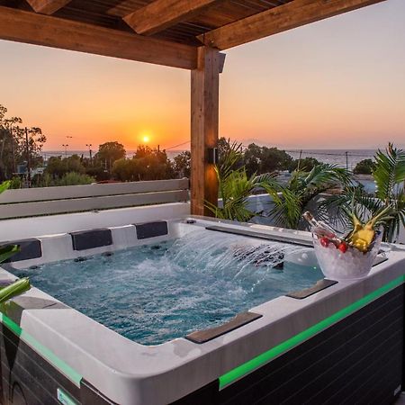 Odyssea Top View & Hot Jacuzzi Front Beach Кремасти Экстерьер фото