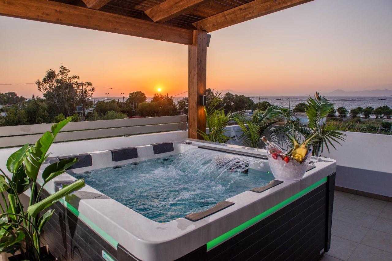 Odyssea Top View & Hot Jacuzzi Front Beach Кремасти Экстерьер фото