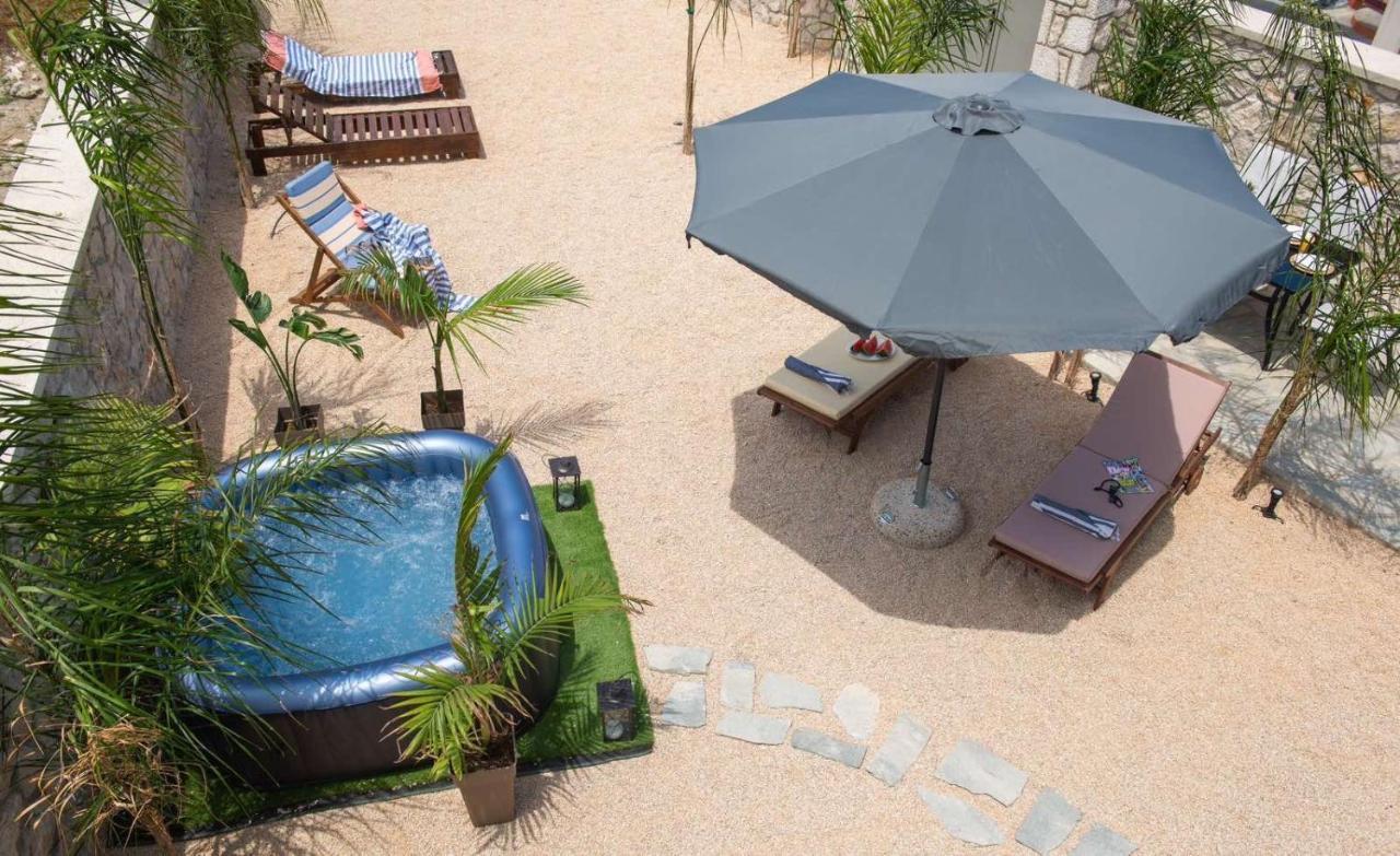 Odyssea Top View & Hot Jacuzzi Front Beach Кремасти Экстерьер фото